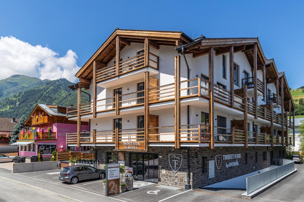 24 By Avenida - Mountain Hotel Kaprun Bagian luar foto